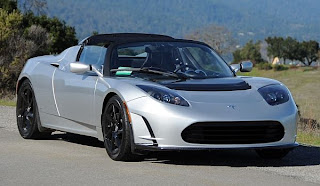 Tesla Roadster 10 Mobil Listrik Tercepat di Dunia