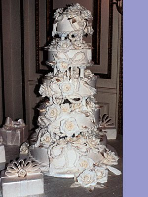 white flower and luxury wedding cake