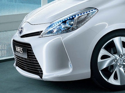 Toyota Yaris Hybrid 2