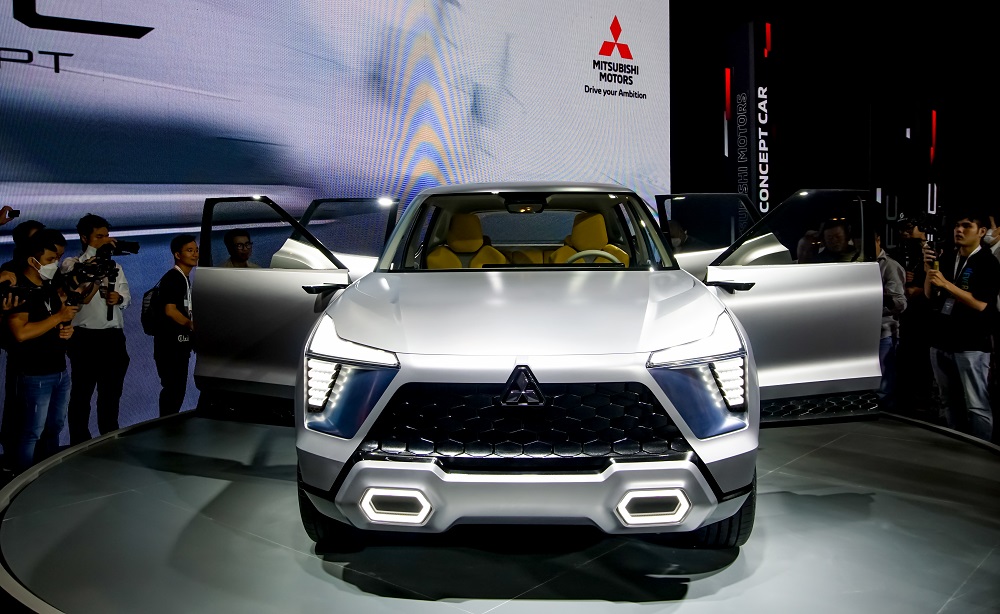 Mitsubishi XFC Concept