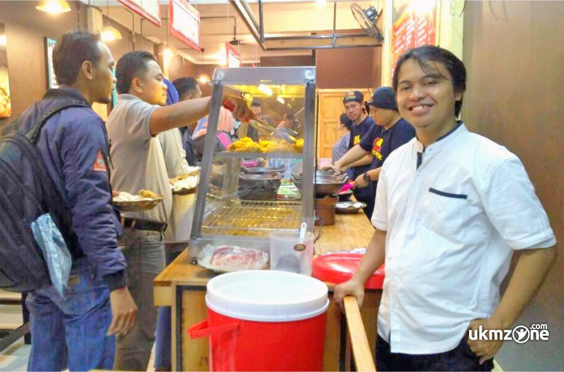 Ubay Makan Dan Minum Sepuasnya Di Ayam Geprek Juara Info Dunia Usaha Kecil Menengah UKM IKM UKM Zone