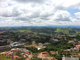 vista panorâmica de Águas de Lindóia e região