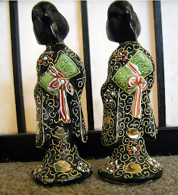  TT Hand Paint Made in Japan Takito Satsuma Style Moriage Geisha Figurines