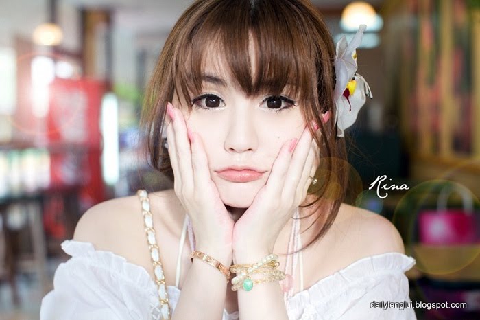 Ren Si Lu (任斯璐) Ren Si Lu (任斯璐)