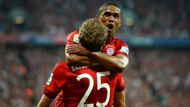 Douglas Costa Thomas Müller Bayern München Bundesliga