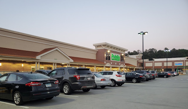 Publix #1363 - Town Brookhaven - Evergreen Interior - The Sing Oil Blogger