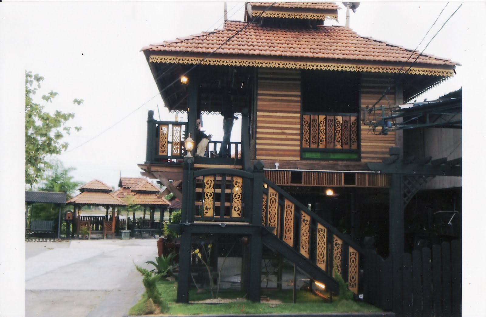 Anjung gazebo Rumah Rehat