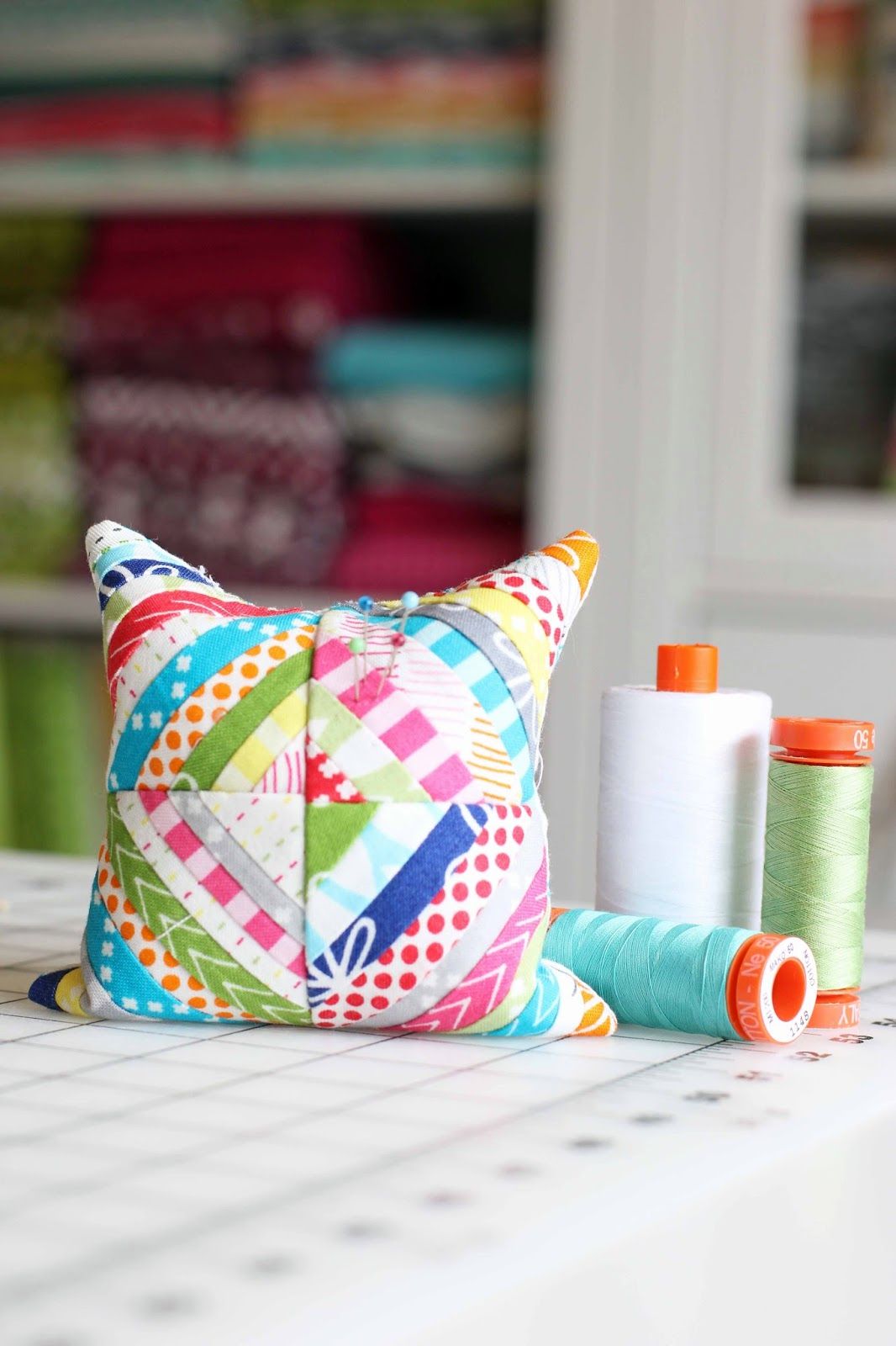 How to Make Pincushion. DIY Tutorial