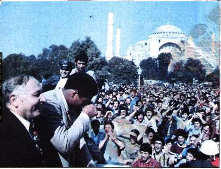 Muhammed Ali Türkiye' de, Necmeddin Erbakan Hoca ile 1976 yılında Ayasofya da