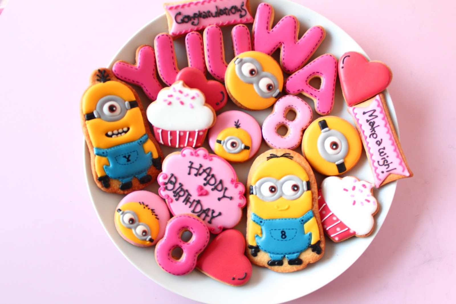 Sweeten Your Day Minion Cookies ミニオンのアイシングクッキー