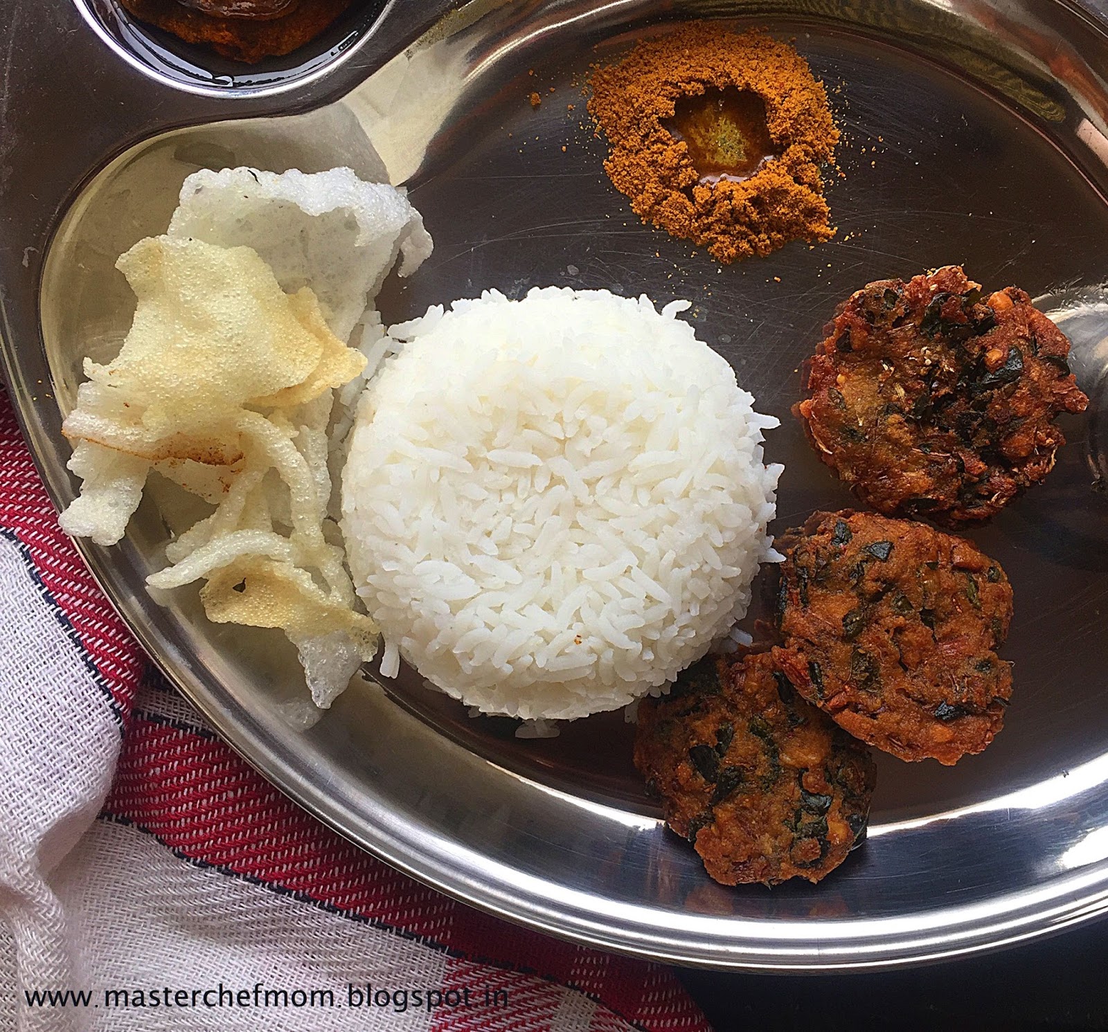 Murungai Keerai Vadai Tamil Curry Leaves Vada