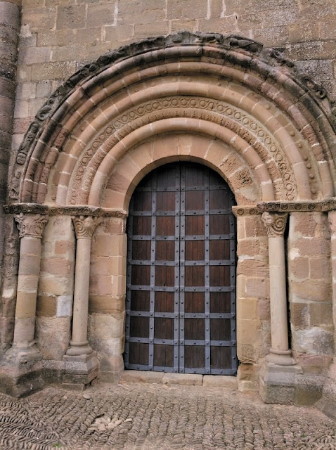 Santa Maria de Eunate - Puerta septentrional