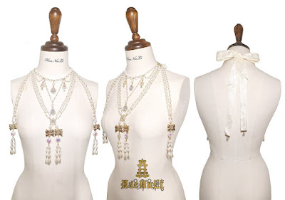 Marie Antoinette inspired necklace