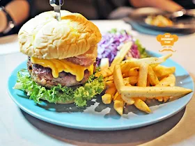 The Brew House Pork Burger 
