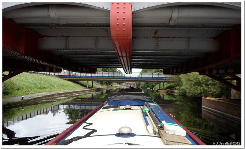 SAM_2420 Leicester Bridges