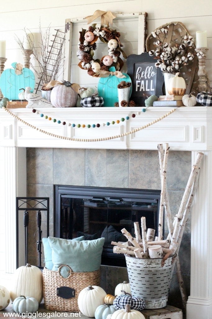 Colorful farmhouse style fireplace decorating ideas