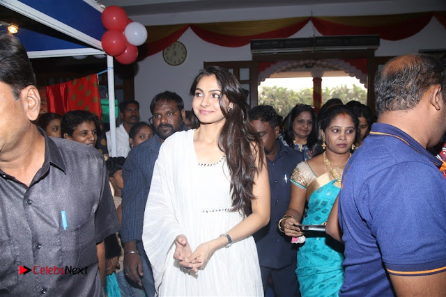 Tamil Actress Singer Andrea Stills in White Salwar Kameez at Narayana Group of Schools Carnival Inauguration  0006.jpg