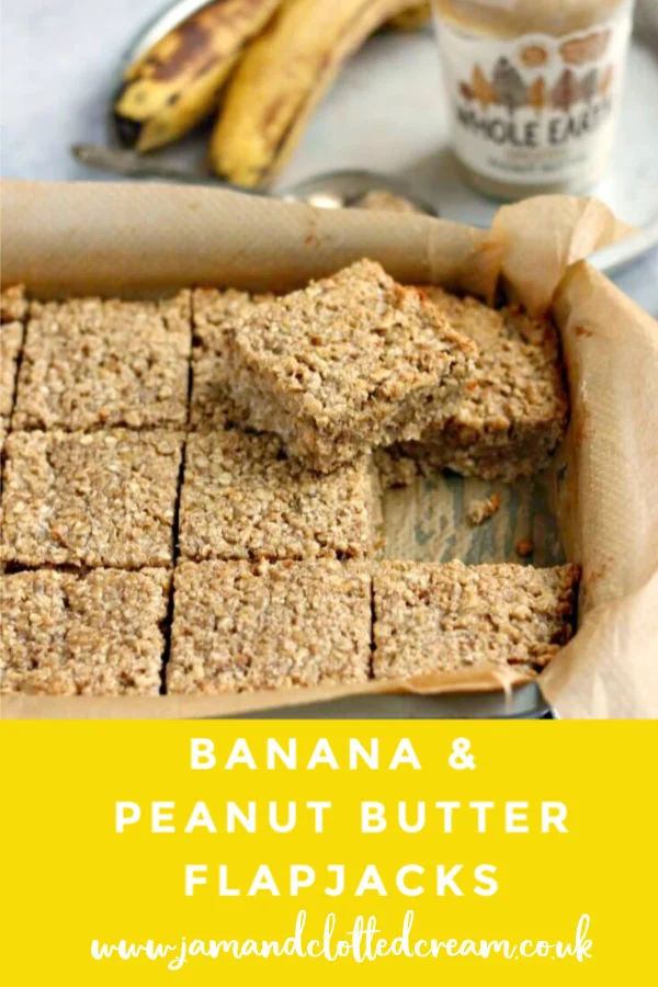 Banana and Peanut Butter Flapjacks #oats #bananas #peanutbutter #baking #easyrecipe #dairyfree