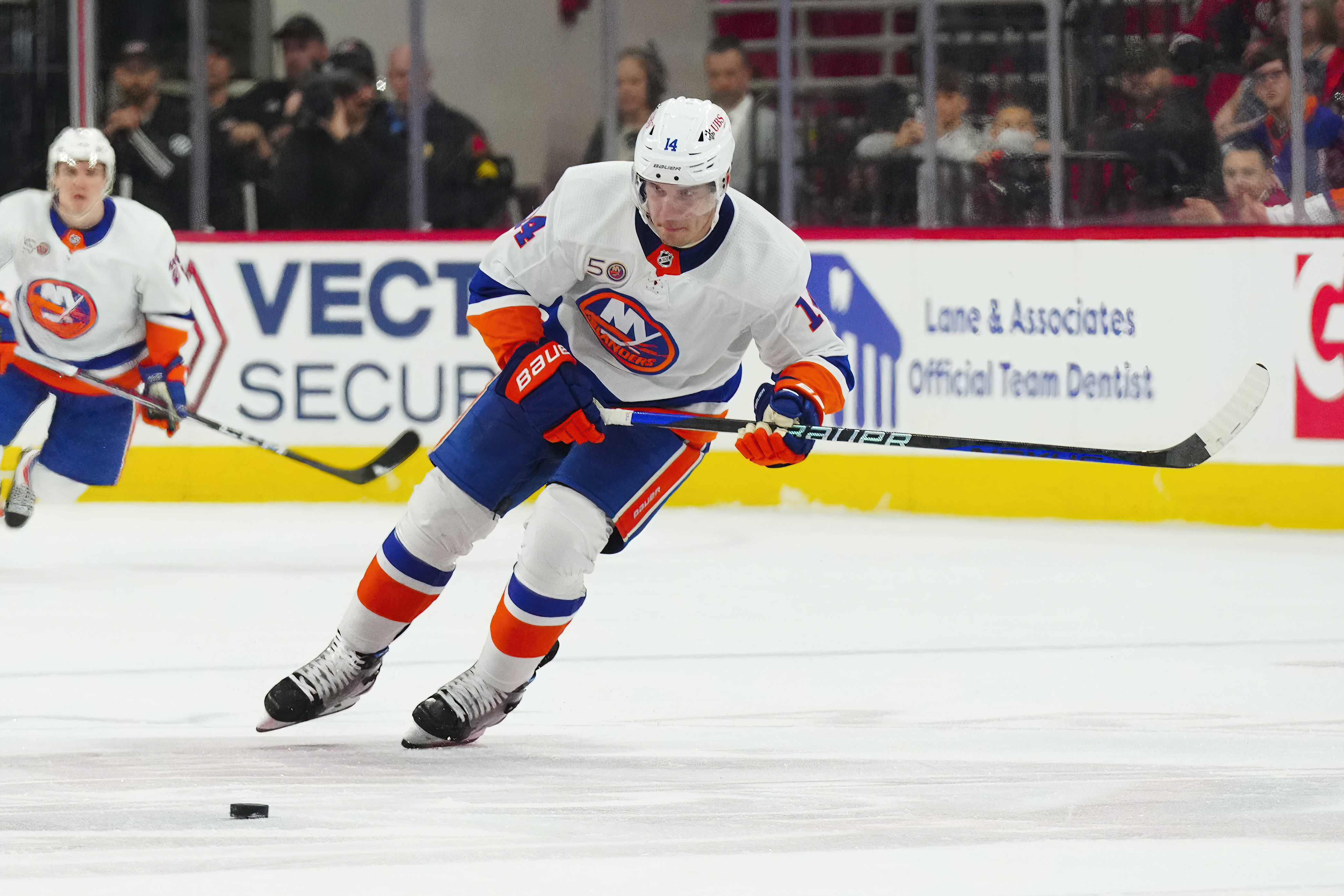 3 New York Islanders Not Expected Back in 2023-24 - NHL Trade Rumors 