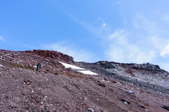 富士山～富士宮口9.5合目付近からの景色