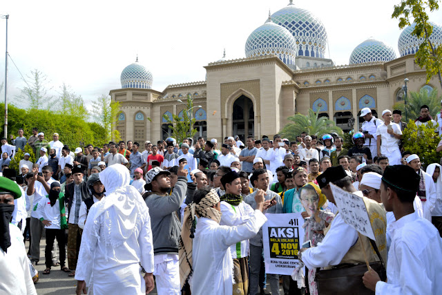 Action 4 November 2016 by FPI Aceh in Lhokseumawe