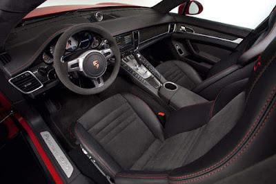 Porsche-Panamera-GTS-Dashboard-and-Interior
