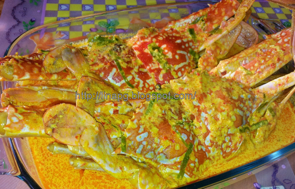 Ketam Masak Lemak Daun Kunyit Dan Tempahan Kek Buah Kukus 