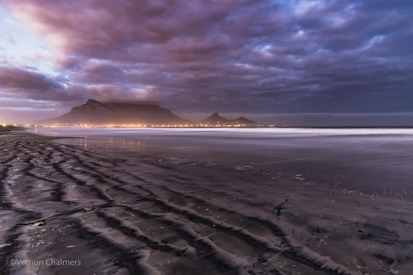 Copyright Vernon Chalmers: Table Mountain / Cape Town - Long Exposure over Milnerton Beach / Table Bay