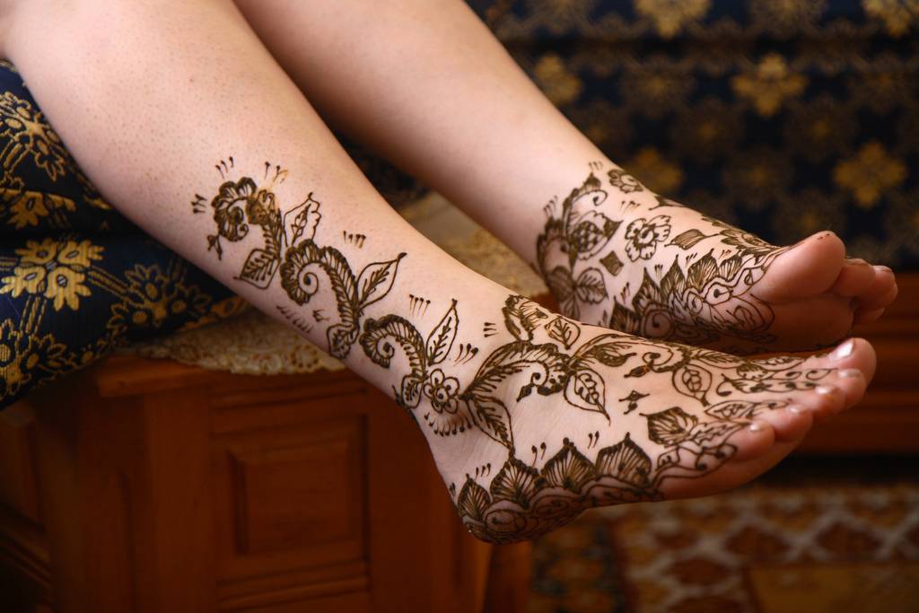 henna tattoos foot