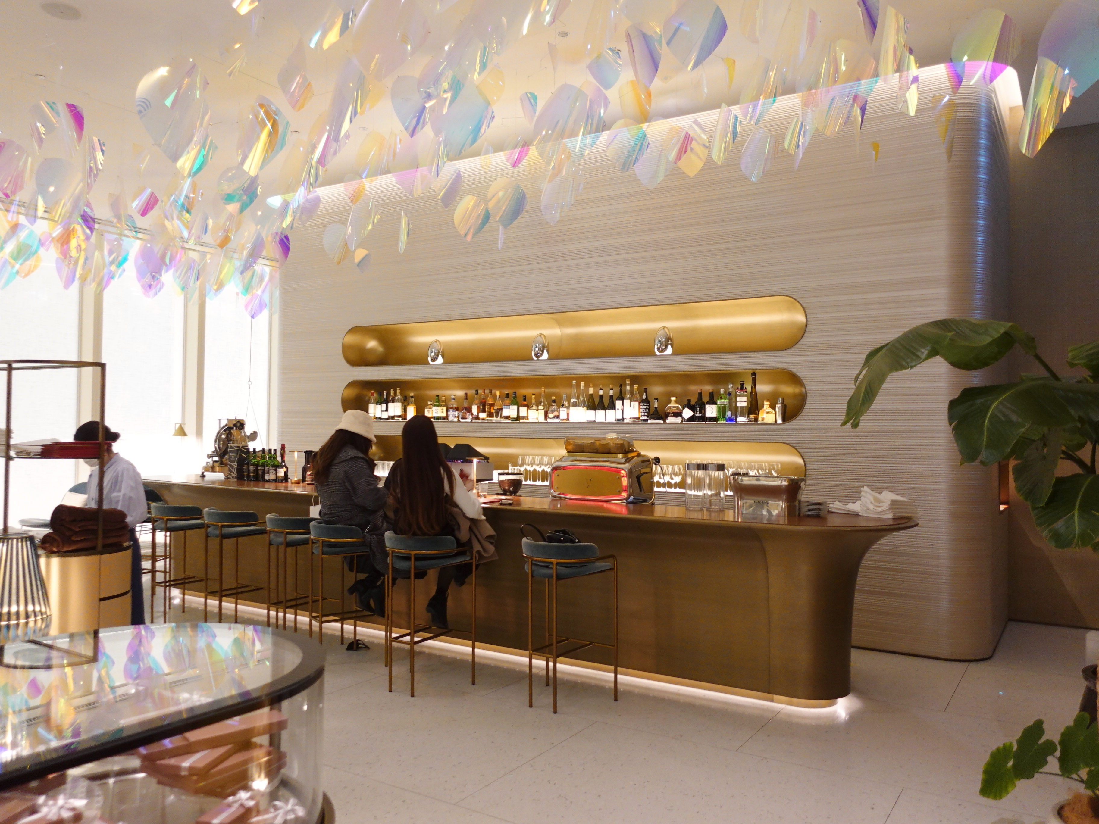 LE CAFE V, Osaka: The first Louis Vuitton cafe in the world