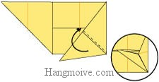 Bước 7: Gấp cạnh giấy vào trong khe giấy.