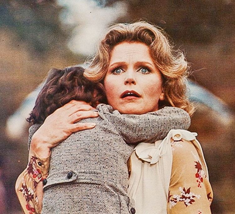A Vintage Nerd, Lee Remick in The Omen (1976), Classic Movie Blog, Old Hollywood Stars in Horror, Classic Horror