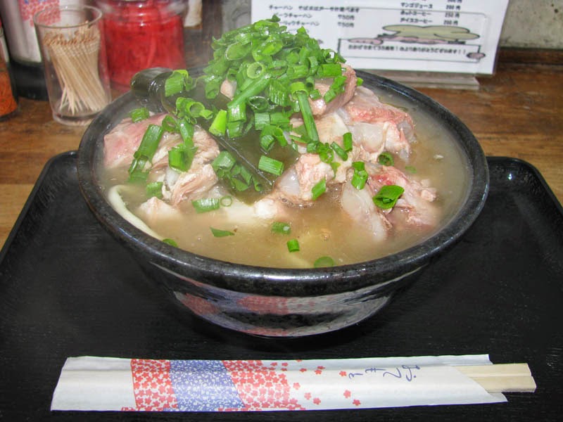 和泉食堂・塩なんこつそーきそば（特大） title=
