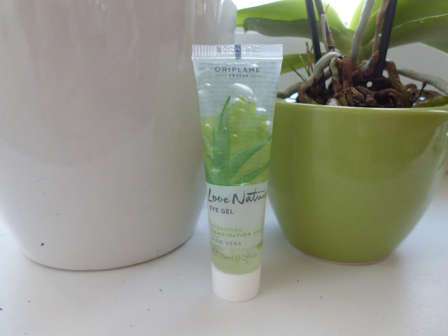 Recenzia: Hydratačný očný gél z rady Love Nature od Oriflame 