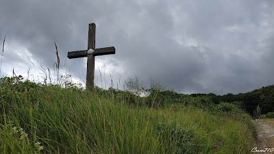 Croix pèlerinage coquillage