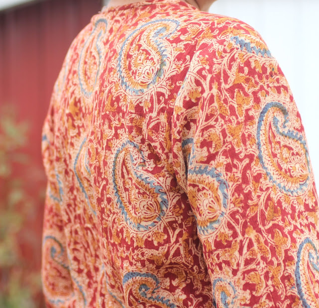 Style Maker Fabrics' Paisley Cotton Gauze made into peasant style blouse, Butterick 6378