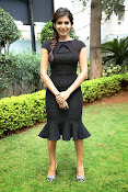 Samantha latest photos in black-thumbnail-12