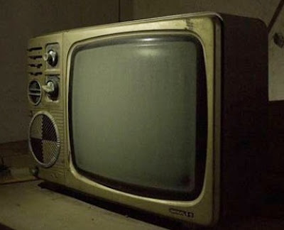 televisor-blanco-negro