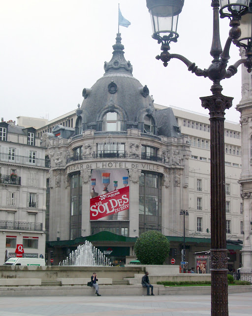 Bazar de l'Hôtel de Ville, Place de l'Hôtel de Ville, Quartier Saint-Merri, 4th arrondissement, Paris