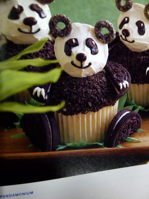 Hello Cupcake pandas