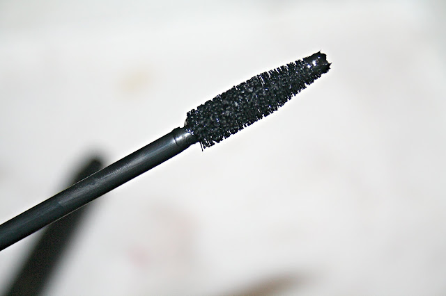 MAC False Lashes Mascara brush