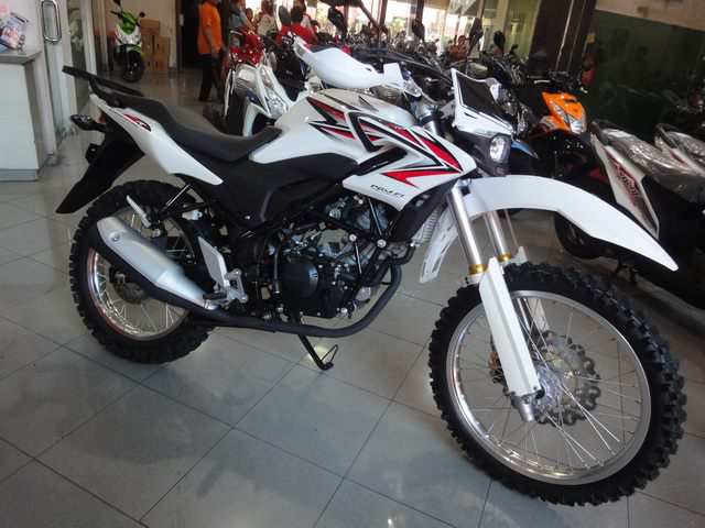 Modifikasi Honda CB150R Streetfire Super Kren [FOTO] « Terbaru 2014 