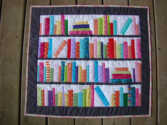 Bookends Mini library bookshelf books quilt