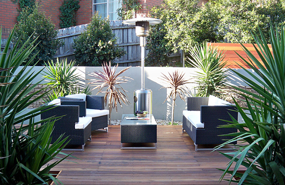 modern courtyards are a great addition to any home and can increase ...