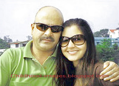 anushka+sharma+with+father+pictures-childhood-images.blogspot.com{1}
