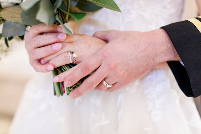 Annapolis, MD Wedding at the US Naval Academy and The Graduate photographed by Heather Ryan Photography