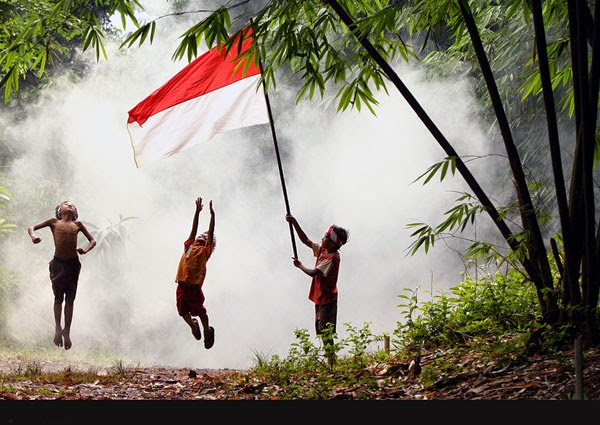 Lirik Lagu Indonesia Raya