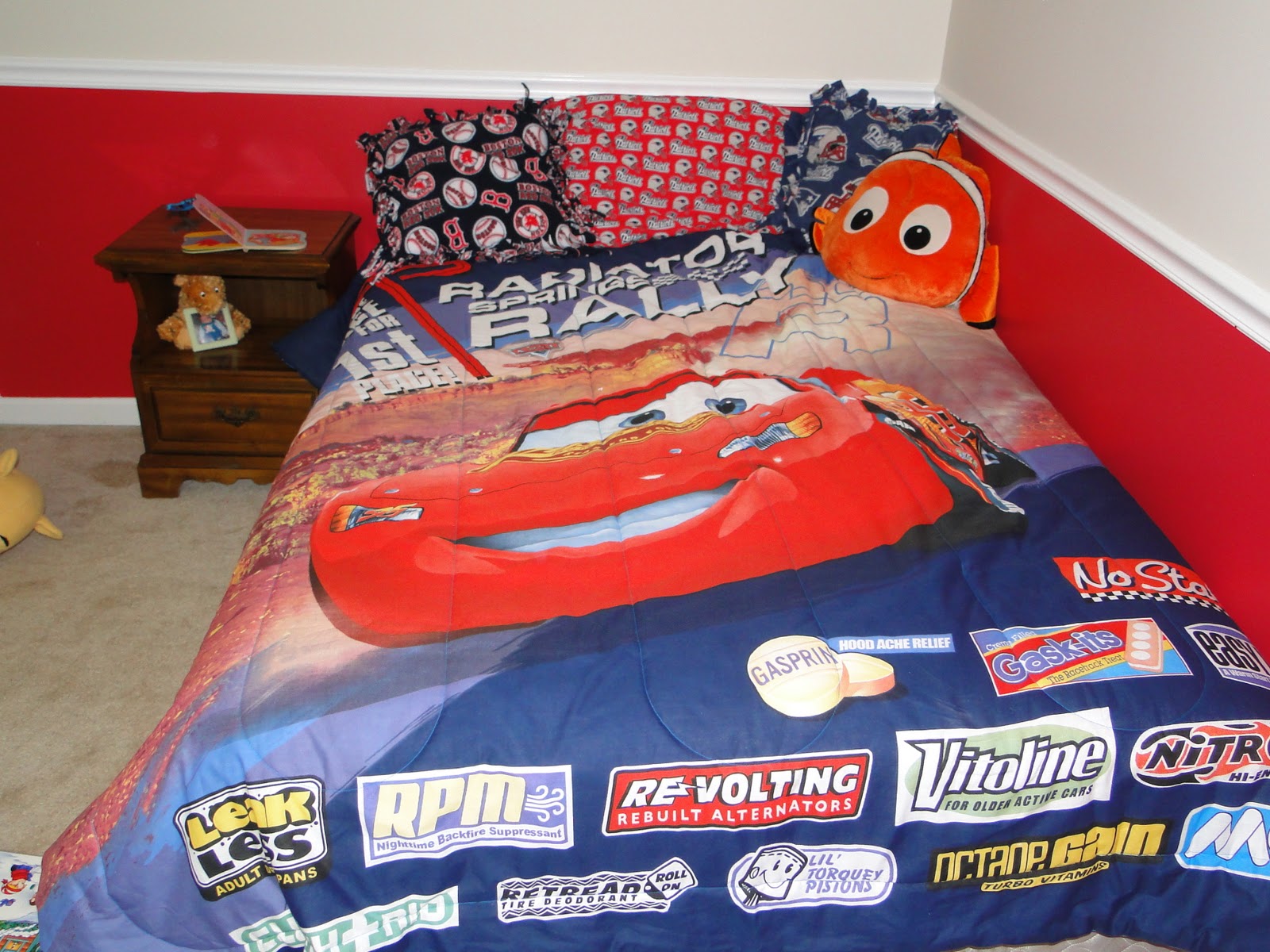 WDW Mom's Daily Endeavors: Joey's Disney-Pixar Cars Room