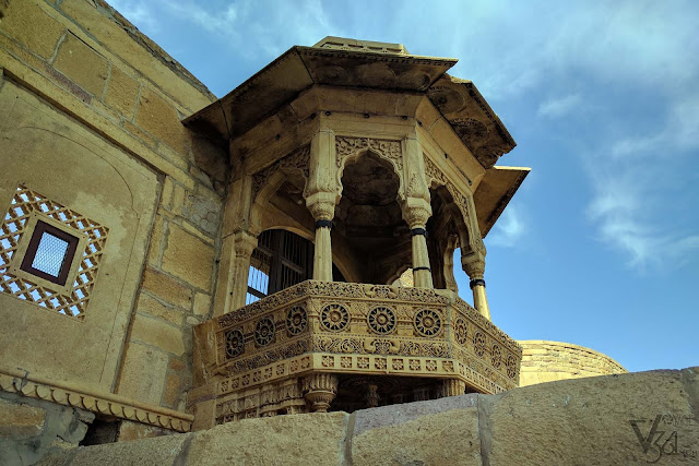 exquisitely crafted jharokha, Jaisalmer Palace