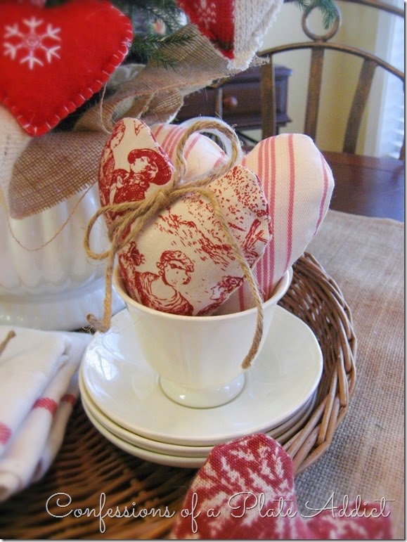 CONFESSIONS OF A PLATE ADDICT Simple Farmhouse Valentine Centerpiece CONFESSIONS OF A PLATE ADDICT Simple Farmhouse Valentine Centerpiece